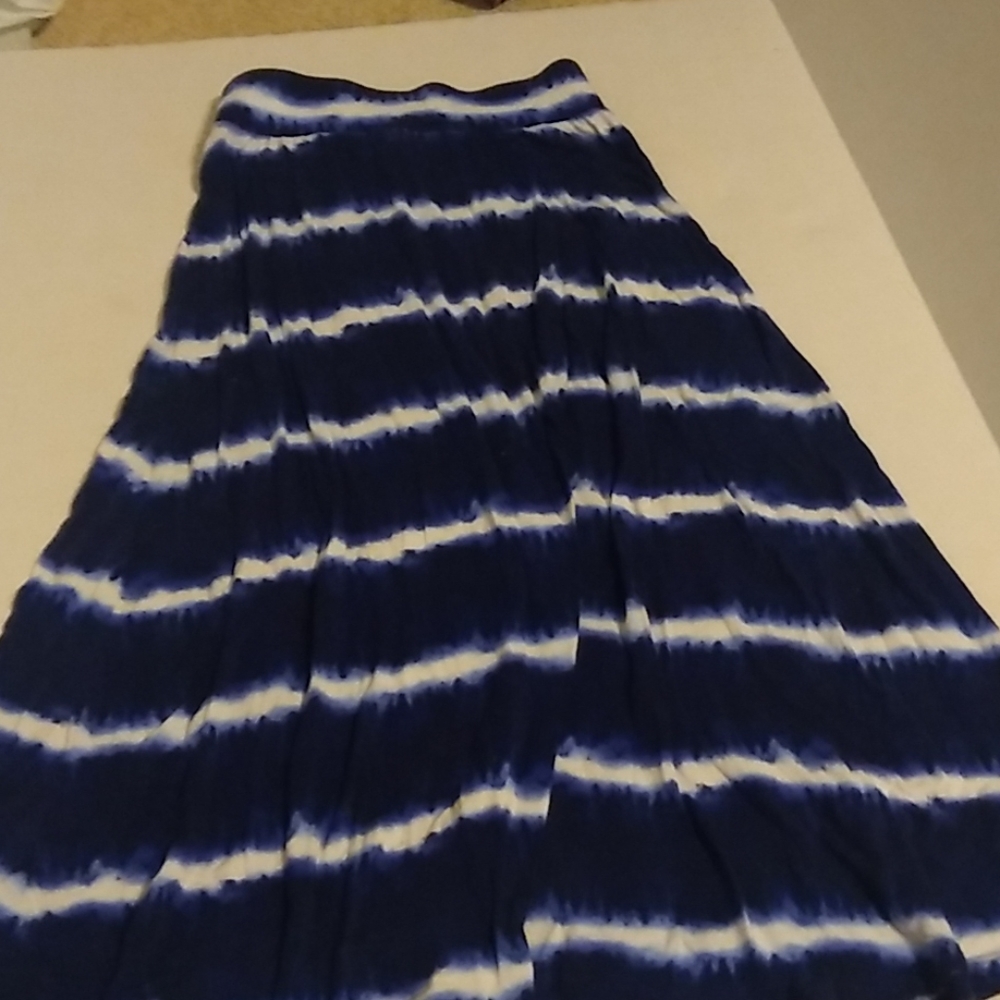 Cherokee, navy blue and white striped skirt